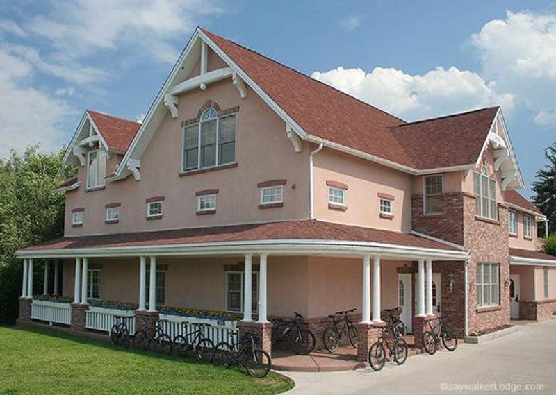 Jaywalker Lodge Photo